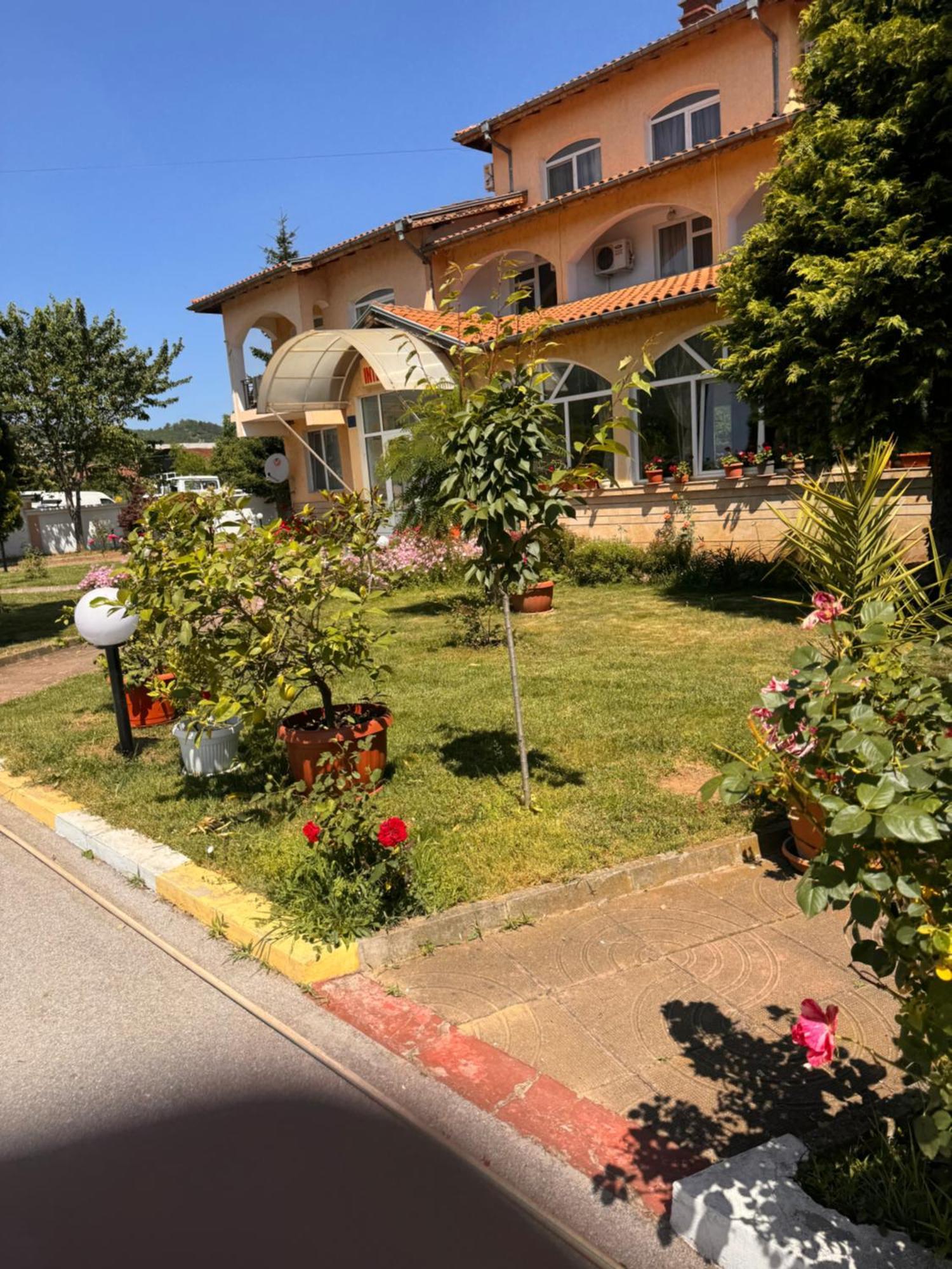 ברקוביצה Motel International מראה חיצוני תמונה